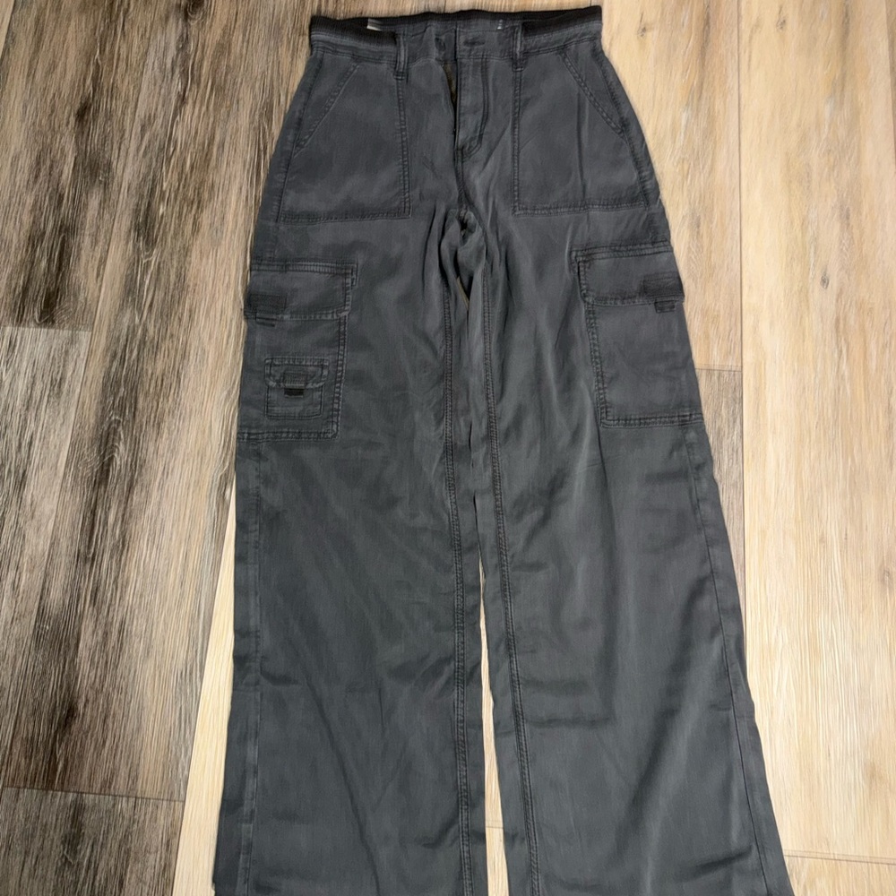 American Eagle Outfitters Gray Wide Leg Cargo Pants - Picture 3 of 7